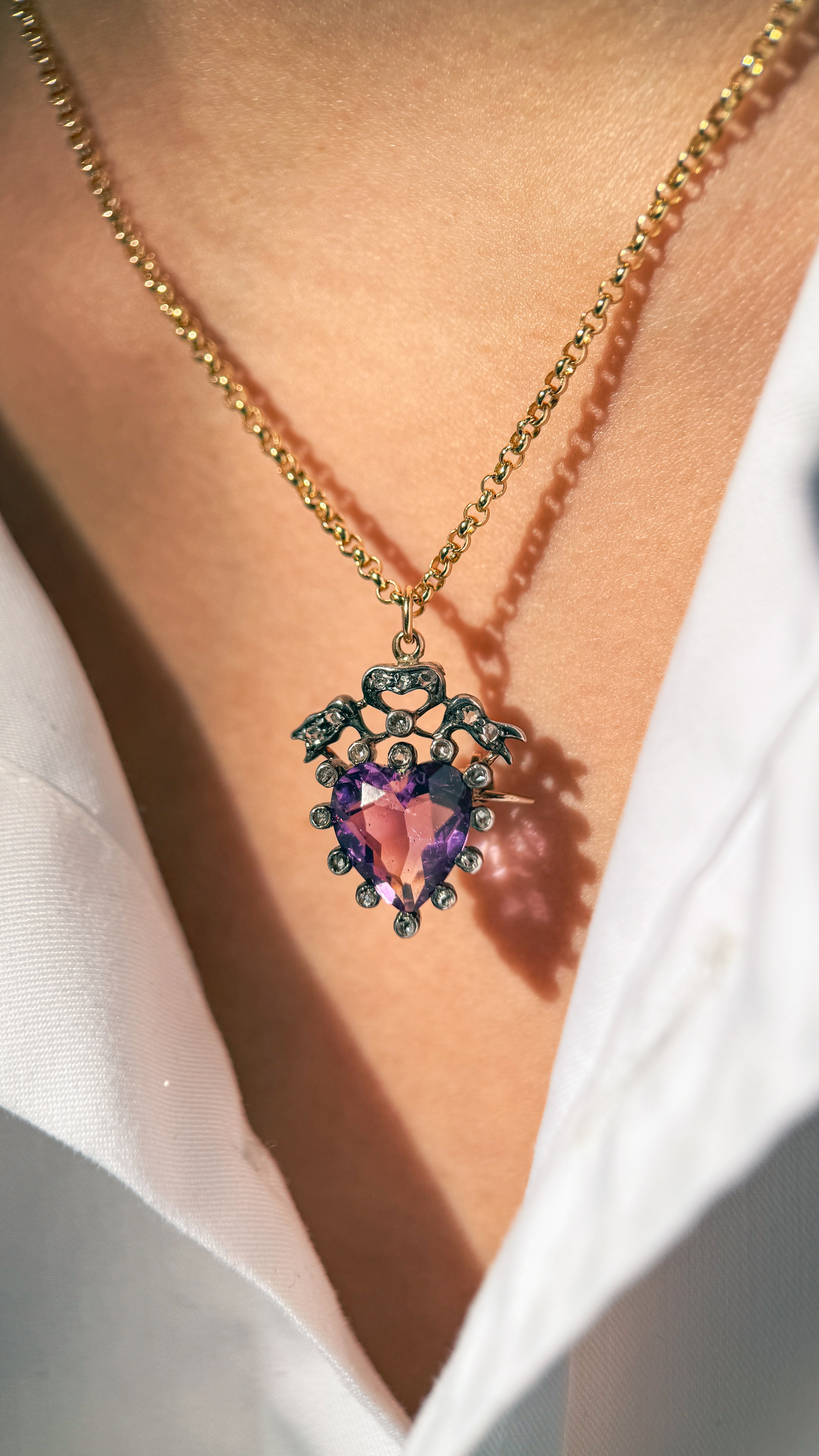 빅토리아 시대 후기 자수정 하트 브로치